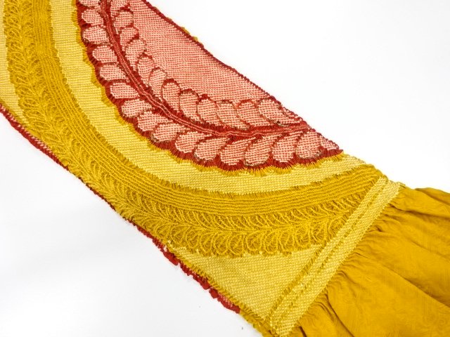 JAPANESE KIMONO / OBIAGE FOR FURISODE / SILK / SHIBORI
